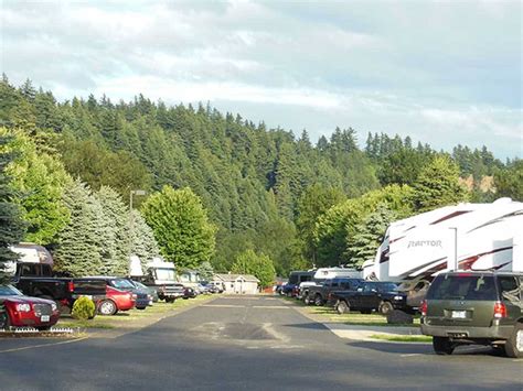 camping near troutdale oregon  to 5 p